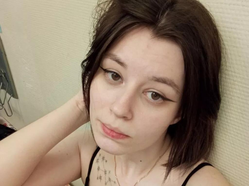 MaeHiatt from LiveJasmin is Group
