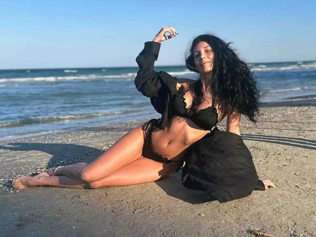 MiaLunnah from LiveJasmin is Freechat