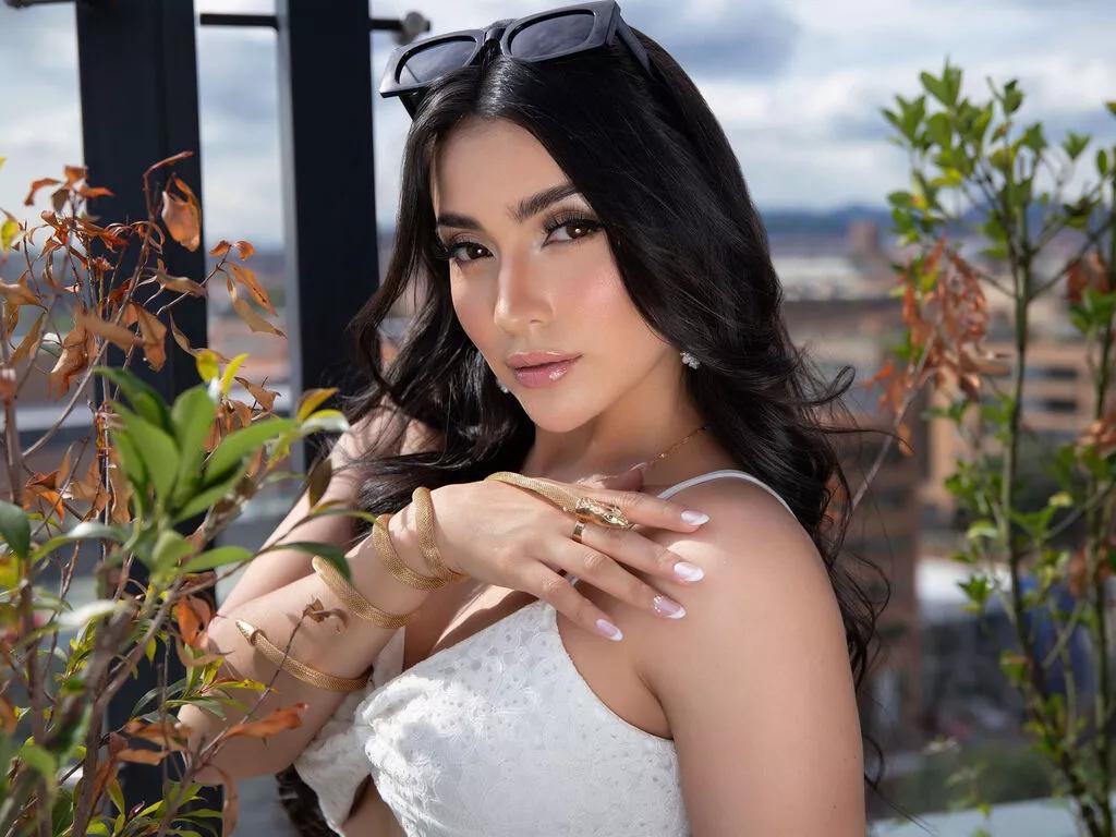 Nina from LiveJasmin is Freechat
