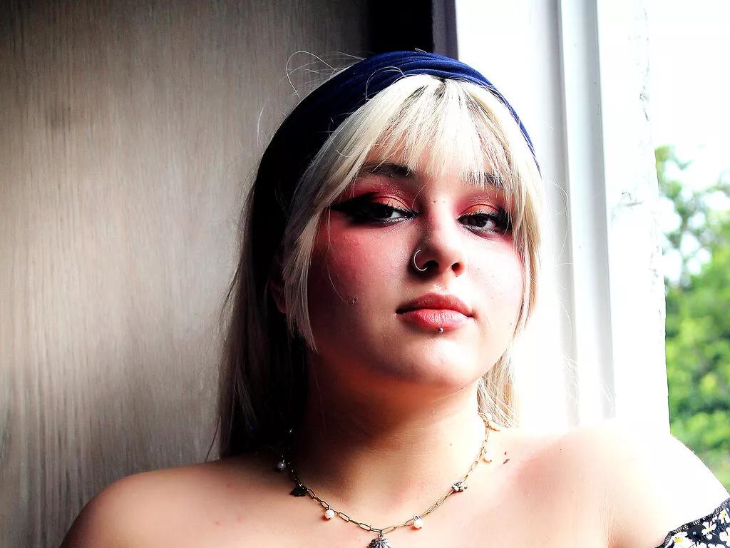 NinaBloomie from LiveJasmin is Freechat