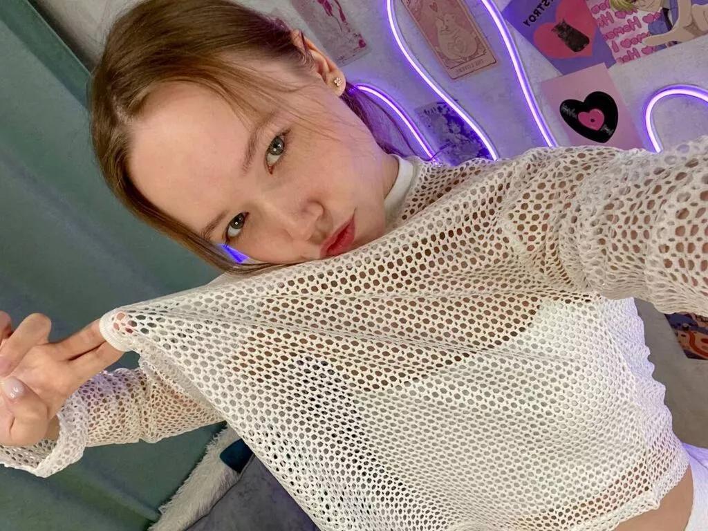 PollyPower from LiveJasmin is Freechat