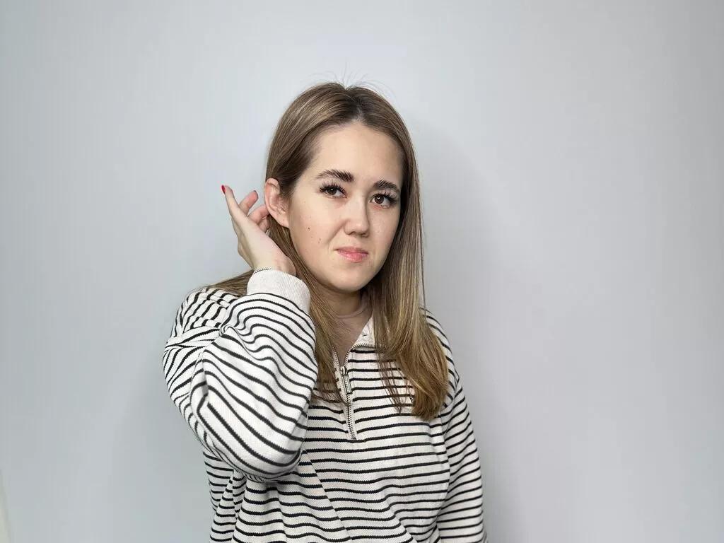 RowenaBulkley from LiveJasmin is Freechat
