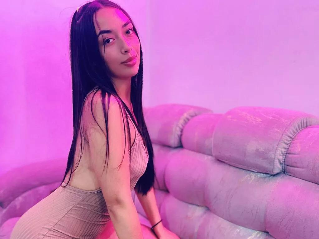 SaraZack from LiveJasmin is Freechat
