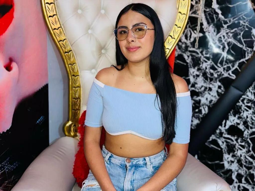 TrixieRobin from LiveJasmin is Freechat