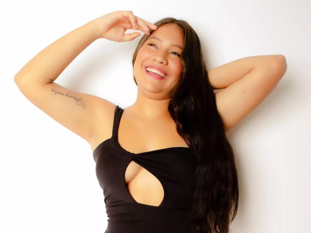 ValeJohnnson from LiveJasmin is Freechat