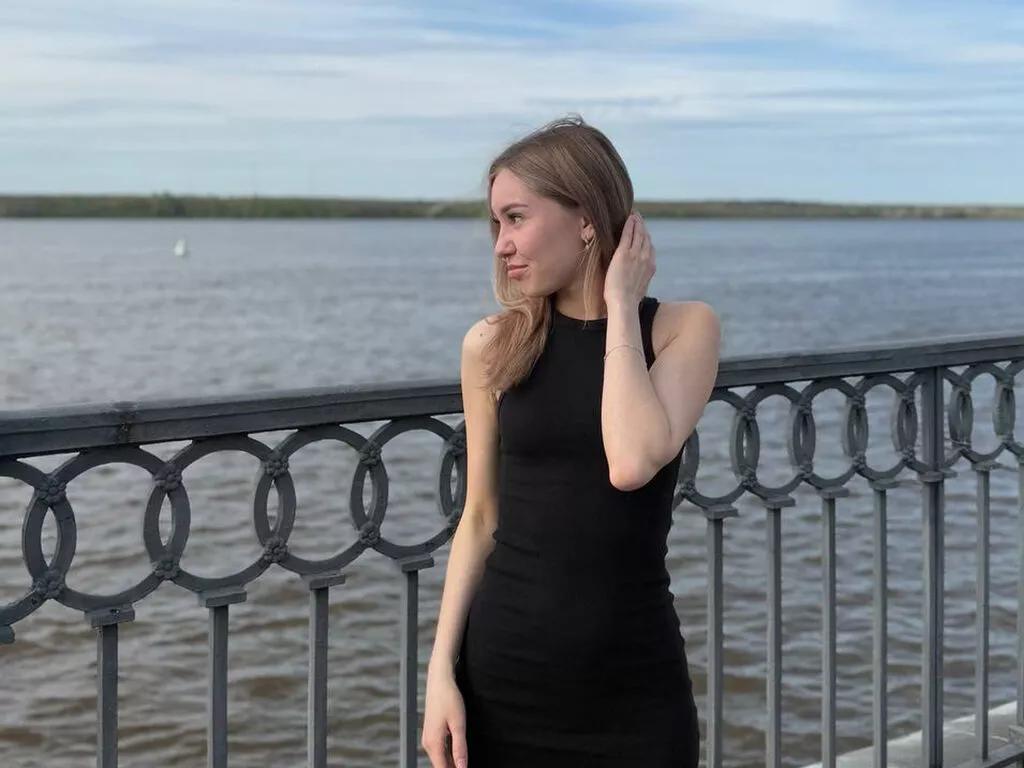 VictoriaAsh from LiveJasmin is Freechat