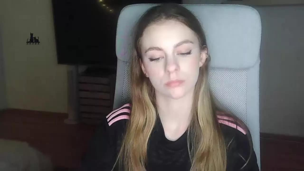 AriaFlirt from Streamray