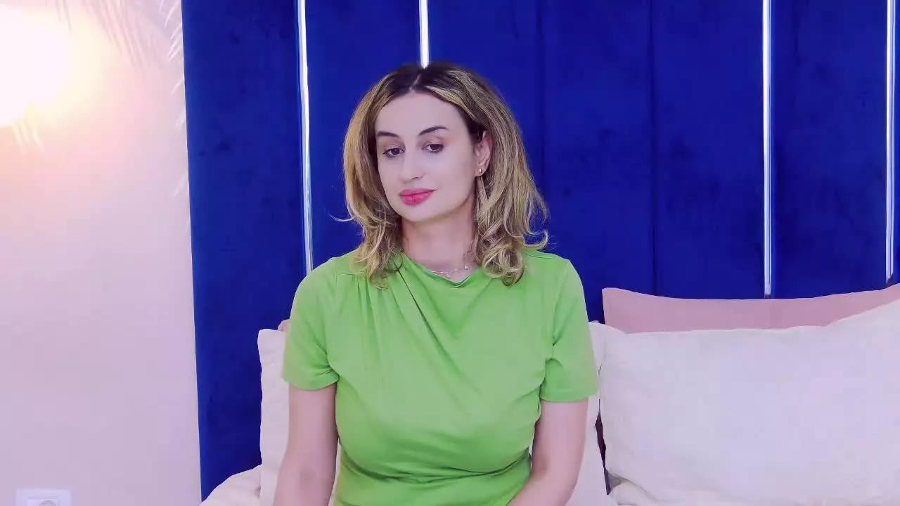 DaianaJacobs from Streamray
