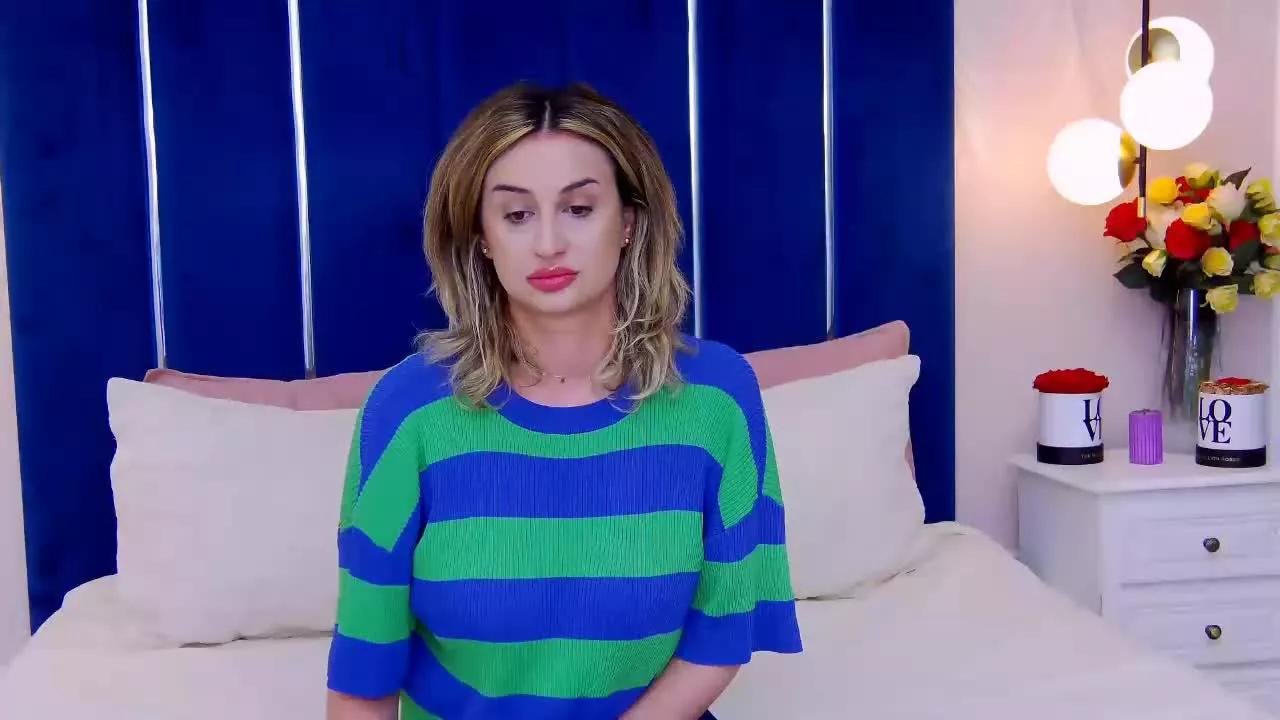 DaianaJacobs from Streamray