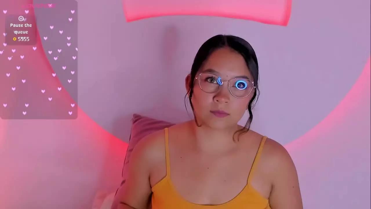 KittenLittleEyes from Streamray