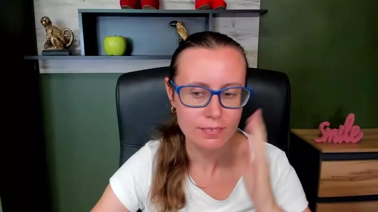 LizzySparkle from Streamray