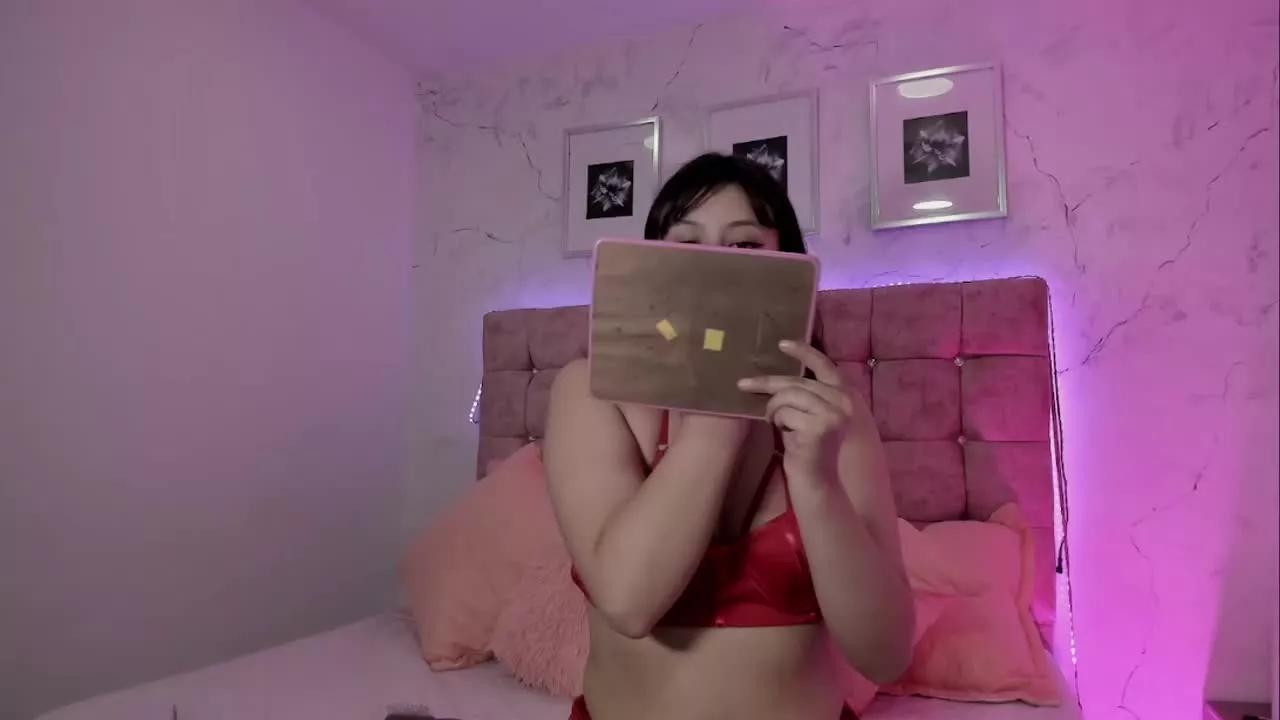 MaddyMills from Streamray