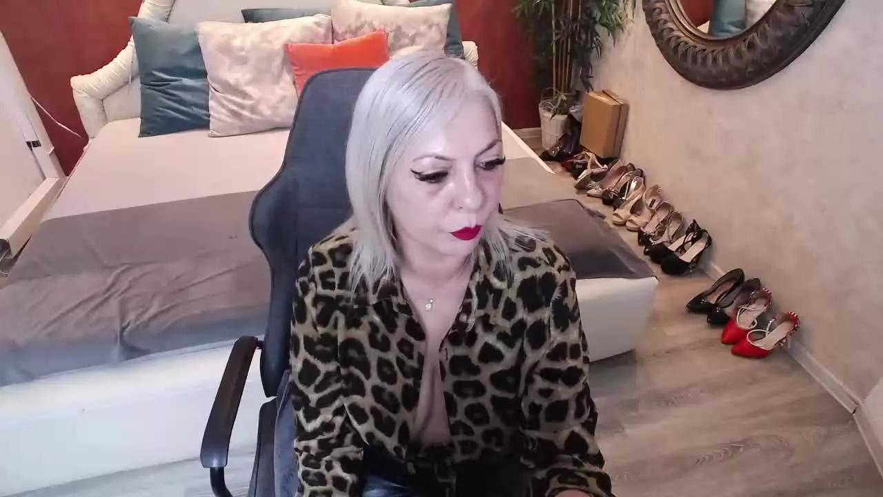 MeAmanda from Streamray