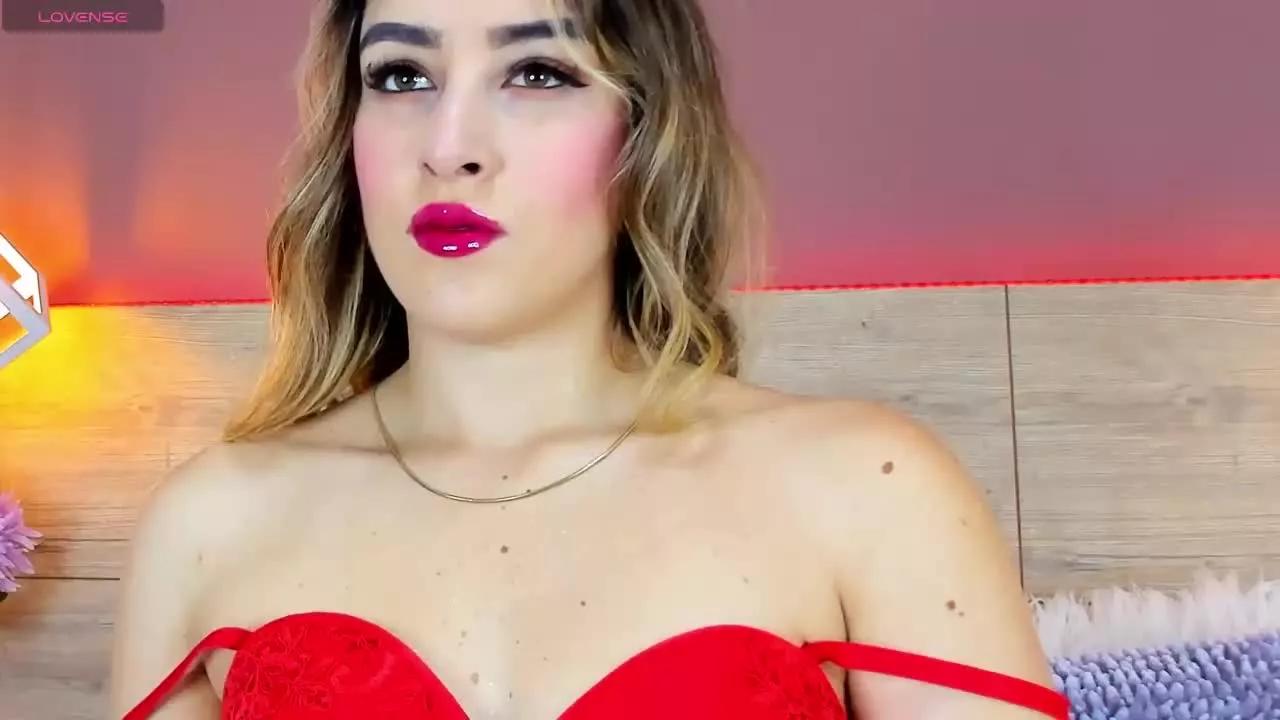 ValeriaGuzman on Streamray