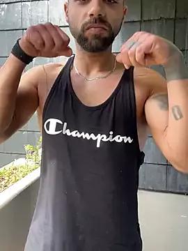 1Richrichard1 from StripChat is Freechat