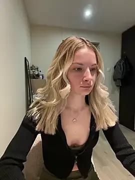 Discover girls online performers. Slutty sexy Free Models.