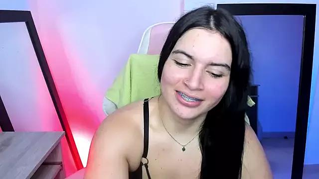 _Meredith from StripChat is Freechat
