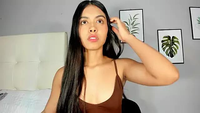 AlanieW from StripChat