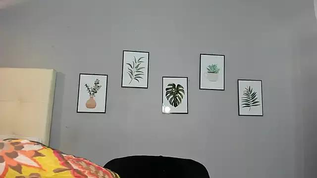 AlanieW from StripChat