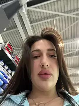 AleksandraRich from StripChat is Freechat