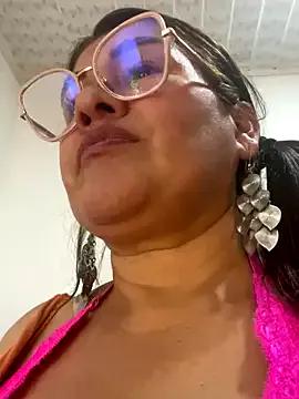 AlexxiaaMat from StripChat is Freechat