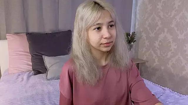 Alika_wow from StripChat is Freechat
