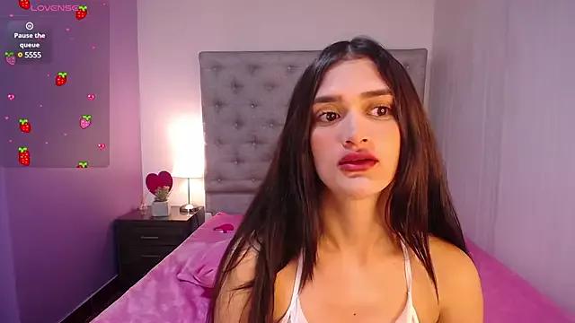 AlisonGray from StripChat is Freechat