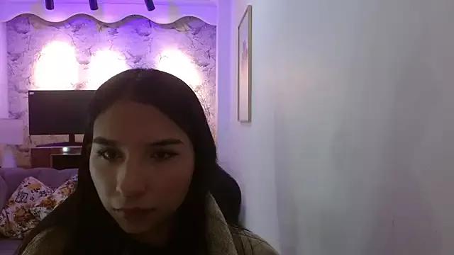 Allayah_w from StripChat is Freechat