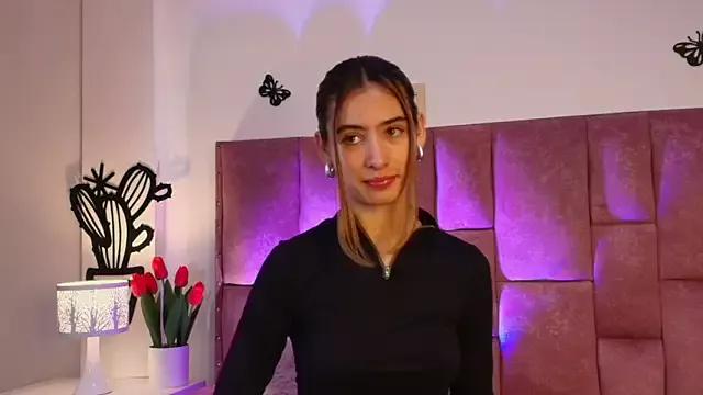 Discover girls online performers. Slutty sexy Free Models.
