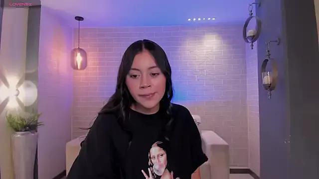 AmbarJames_ from StripChat is Freechat