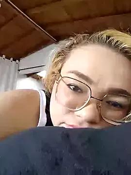 Amber_bunnyx from StripChat is Freechat