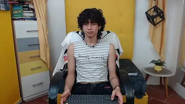 andres_ocasio from StripChat is Freechat