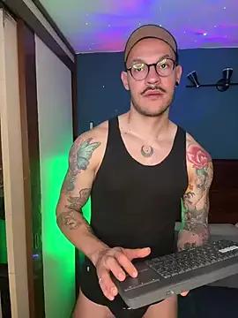 Andy_Stivens from StripChat is Freechat
