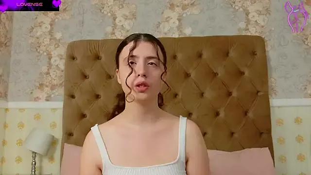 AnnaBlaze_ from StripChat is Freechat