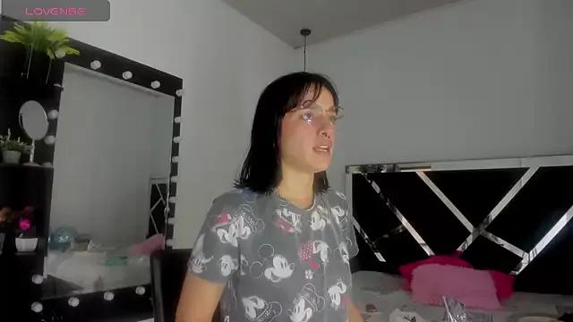 Discover girls online performers. Slutty sexy Free Models.