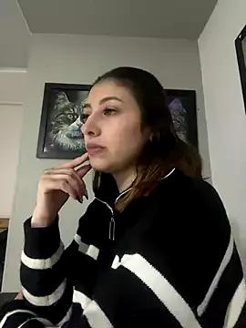 AriaBliss- from StripChat is Freechat
