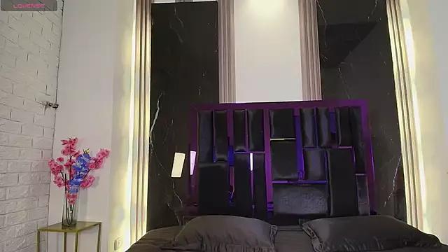 Arianaa_moon_ from StripChat