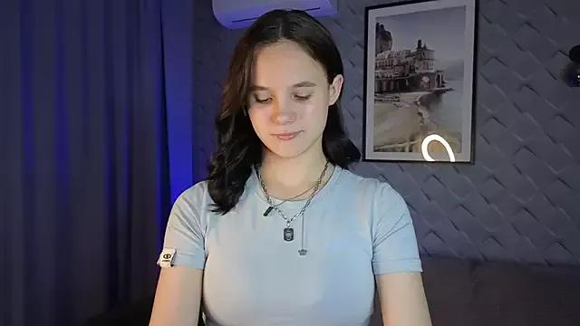 AshleyTunes from StripChat is Freechat