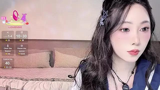 AYW-21 from StripChat is Freechat