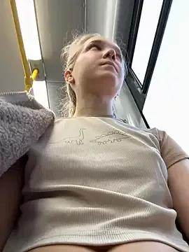 Bambi_lu from StripChat