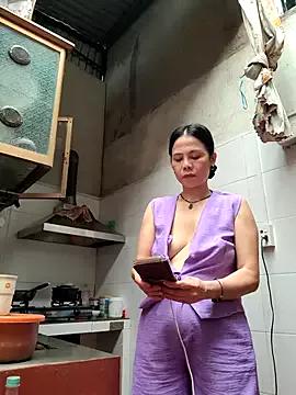 Basanis68 from StripChat