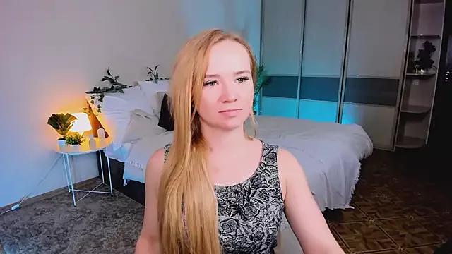 BellaSmitty from StripChat