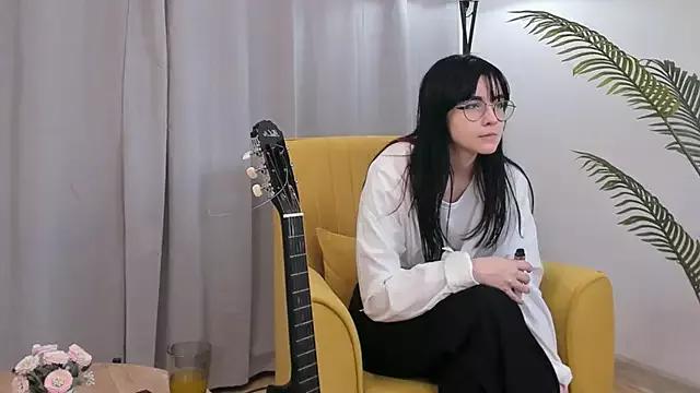 BereniceBattersby from StripChat is Freechat