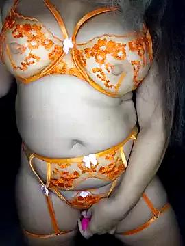 BigAssMom_ from StripChat is Freechat
