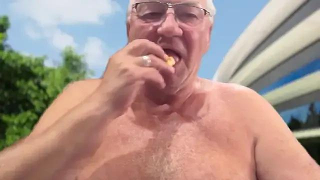 Biggandybig from StripChat