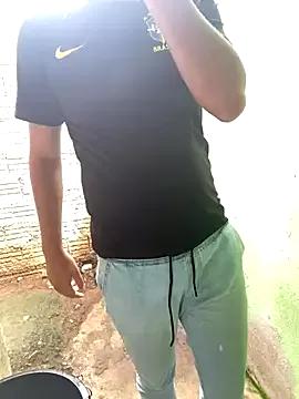 Boysquirt from StripChat