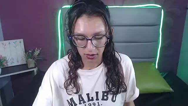 Discover girls online performers. Slutty sexy Free Models.