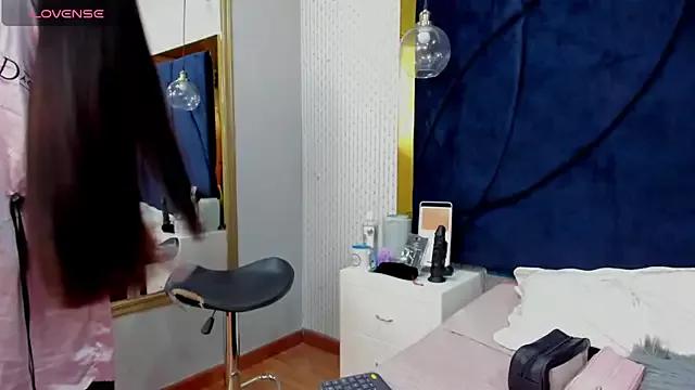 CARLADARO from StripChat is Freechat
