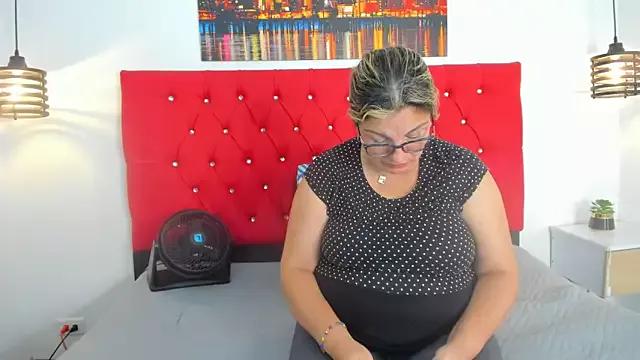carolinacrus01 from StripChat is Freechat