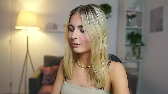 Discover girls online performers. Slutty sexy Free Models.